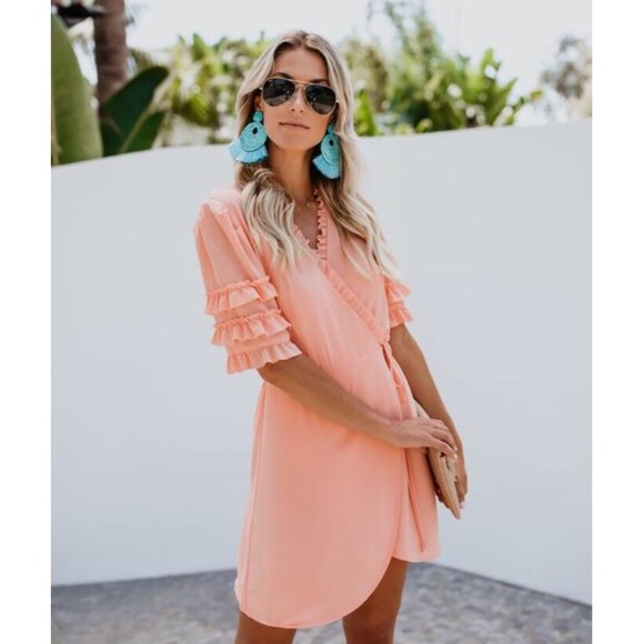 Vici Dresses & Skirts - Vici Da Vinci Ruffle Wrap Dress